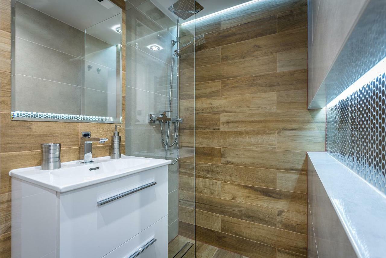 5B Premium Apartment Cracovia Esterno foto