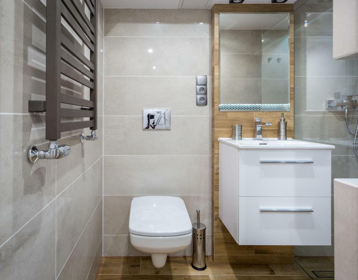 5B Premium Apartment Cracovia Esterno foto