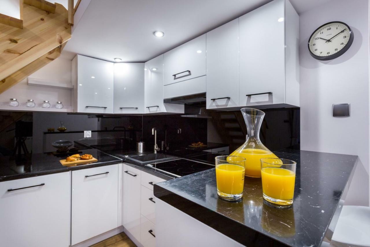 5B Premium Apartment Cracovia Esterno foto